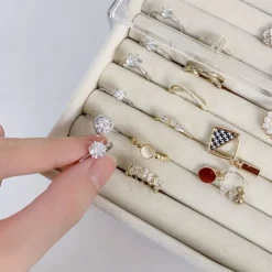 Three-Layer Transparent Acrylic Jewelry Storage Box: Multi-functional Display Cabinet for Rings, Necklaces, Bracelets, Ideal for Desktop Jewelry Storage and Display