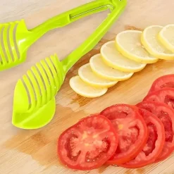 Tomato Slicer Holder, Lemon Cutter, Round Fruits Vegetable Cutting Tools, Handheld Multi Purpose Tongs, Kitchen Gadget (Green)