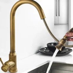 Traditional Kitchen Faucet Pull Out Sink Mixer Vessel Brass Taps, 360 Degree Single Handle Vintage Taps with Cold and Hot Hose