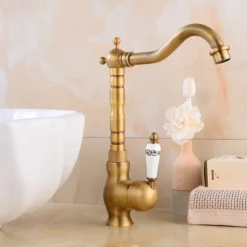 Traditional Kitchen Sink Mixer Faucet with Cold and Hot Hose, Vessel Taps Single Handle