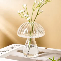 Transparent Glass Mushroom-Shaped Vase, Indoor Tabletop Floral Arrangement Container, Cozy Centerpiece for Home and Dining Room, Suitable for Flowers, Green Plants, and Hydroponic Decor
