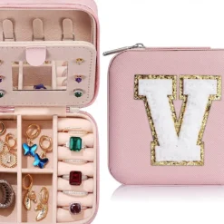 Trendy Travel Jewelry Case, Personalized Gifts,Pink Travel Jewelry Box,Birthday Gifts for Women Valentine's Day Gifts for Teens Girls Initial Travel Jewelry Case