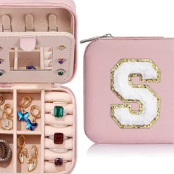 Trendy Travel Jewelry Case, Personalized Gifts,Pink Travel Jewelry Box,Birthday Gifts for Women Valentine's Day Gifts for Teens Girls Initial Travel Jewelry Case
