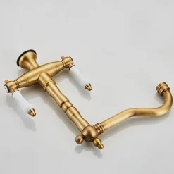 Twin Lever Traditional Kitchen Sink Mixer Taps, Dual Lever Cold and Hot Faucet Deck Mounted, 360° Swivel Spout Sink Tap with 2 Ceramic Handles, Antique Brass Classic Double Handle for Kitchen Bathroom