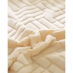 Velvet Sofa Cover Soft and Luxurious Velvet Fabric Perfect for Living Room Decor Stylish and Comfortable Slipcover Easy to Install and Clean Durable and Machine Washable Adds Elegance to Any Sofa