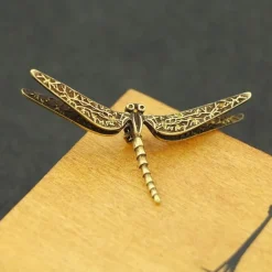 Vintage Brass Dragonfly Figurine - Antique-Style Home & Office Desk Decor, Creative Tea Pet Collectible