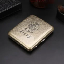 Vintage Cigarette Case with Both Sides Open to Support Generation of Bronze Condensed Flower Metal Flip-top Carved(Can Hold 20 Cigarette)