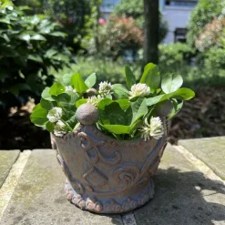 Vintage Resin Planter - Decorative Flower Pot for Succulents & Indoor/Outdoor Gardens, Perfect for Patios, Lawns, and Balconies