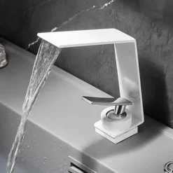 Waterfall Bathroom Sink Mixer Faucet, Basin Taps Mono Wash Basin Single Handle Washroom Tap with Hot and Cold Hose, Monobloc Vessel Water Brass Tap Deck Mounted