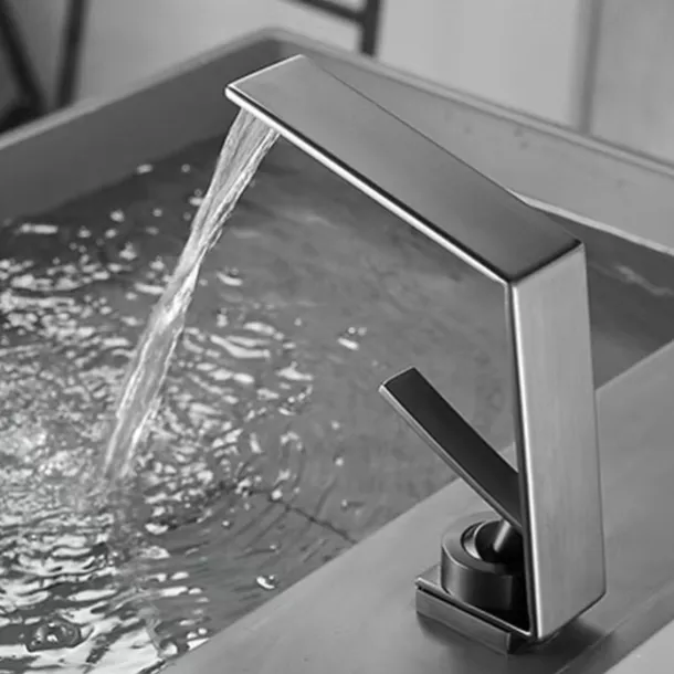 Waterfall Bathroom Sink Mixer Faucet, Basin Taps Mono Wash Basin Single Handle Washroom Tap with Hot and Cold Hose, Monobloc Vessel Water Brass Tap Deck Mounted