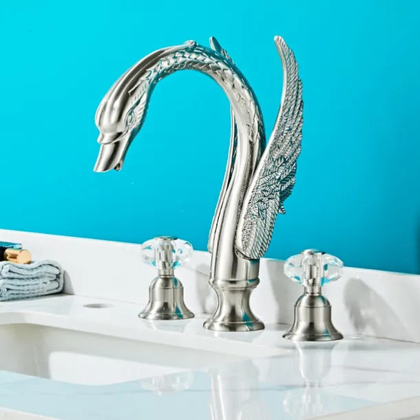 Widespread Bathroom Sink Mixer Faucet, 2 Handle 3 Holes Basin Taps Swan Noble Luxury Golden and Oil-rubbed Bronze Bath Taps