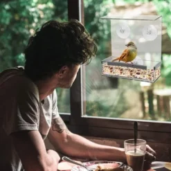 Window Bird Feeder with Strong Suction Cups - Clear Acrylic Bird Feeder for Outdoor Viewing, Large Capacity, Easy to Clean, Gift for Bird Lovers and Cat Owners