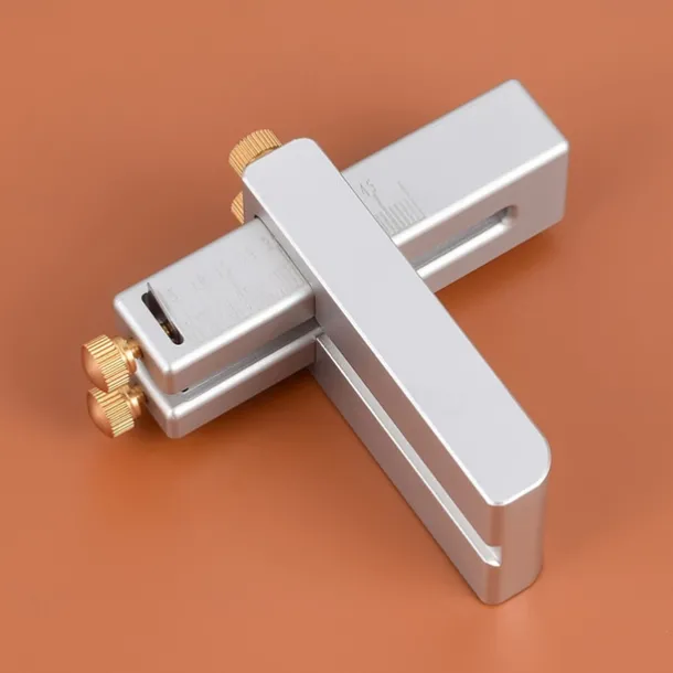 Women's Belt Cutting Men's Belt Cutting Shoulder Strap Cutting Bag Strap Leather Strip Cutting High-quality aluminum alloy material Suitable for handmade DIY Leather Strip Cutting Leather