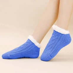 Women's Socks Autumn And Winter Super Soft Warm Cozy Fuzzy Fleece-Lined House Socks With Grippers Adult Ladies Floor Socks