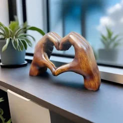 Wood Grain Love Hand Ornament, Resin Statue Art Craft, For Bookshelf Home Living Room Office Cabinet Decor, Room Tabletop Entryway Decor, Mother's Day New Year Easter Party Decor