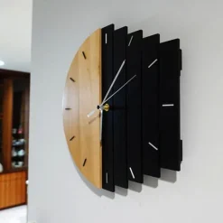 Wood Wall Clock Quartz Analog Silent Non-Ticking Decorative Modern Wall Clock Battery Operated for Living Room Bathroom Bedroom Kitchen Office School